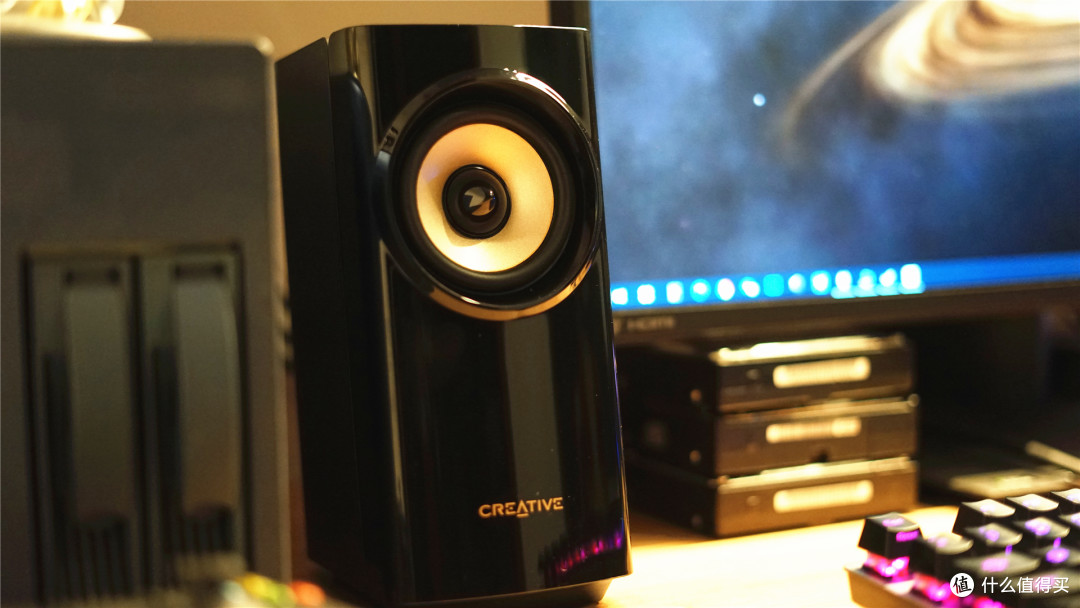 多种声学功能于一身——CREATIVE 创新 T60桌面音箱