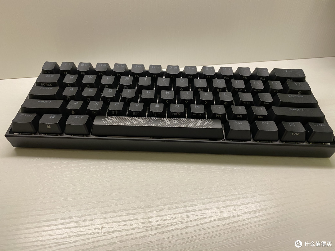 我叫小强,小而强大——海盗船K65 RGB Mini 机械键盘