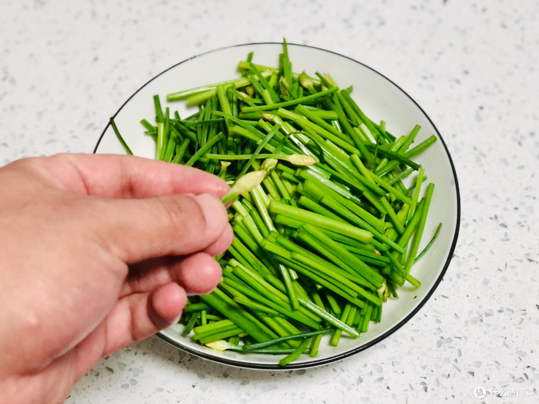 入秋后,鸡蛋和它才是“绝配”,营养美味,香味四溢,上桌就光盘