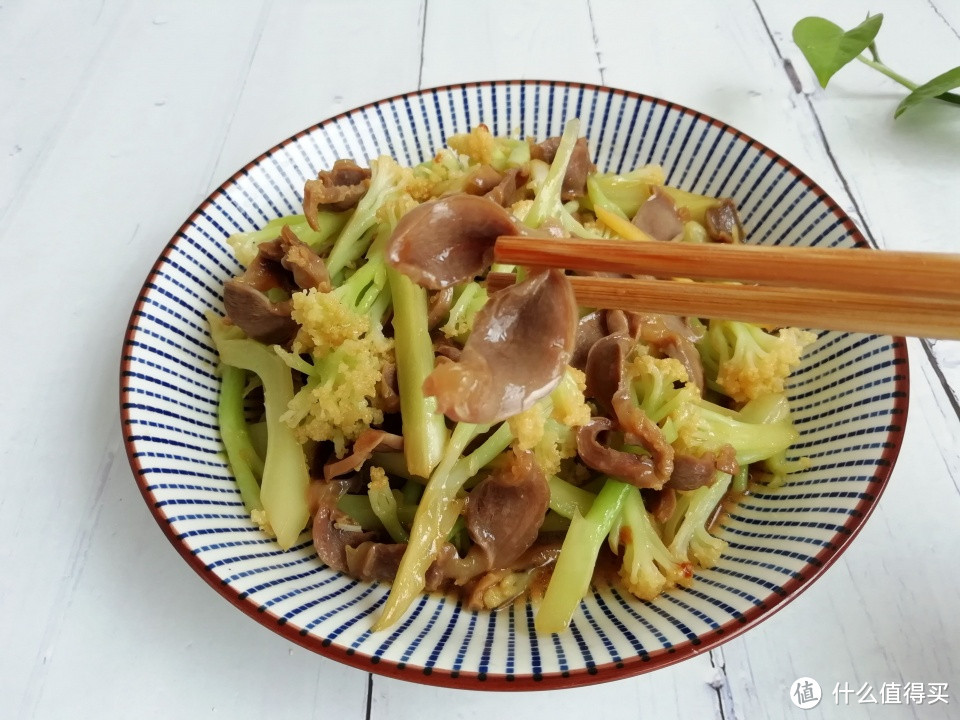 入秋后,吃鸡鸭鱼肉不如多吃这肉,健胃清肠,很适合积食的孩子