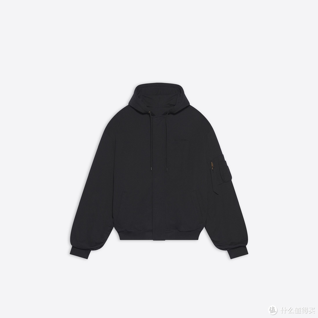 确认过眼神，是我买不起的绿巨人！Balenciaga x 漫威推出绿巨人联名系列