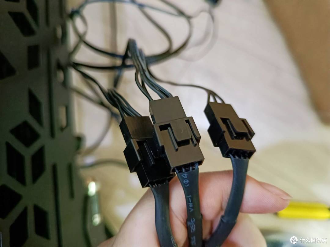 静音电脑怎么装?机箱、散热器、电源都得注意
