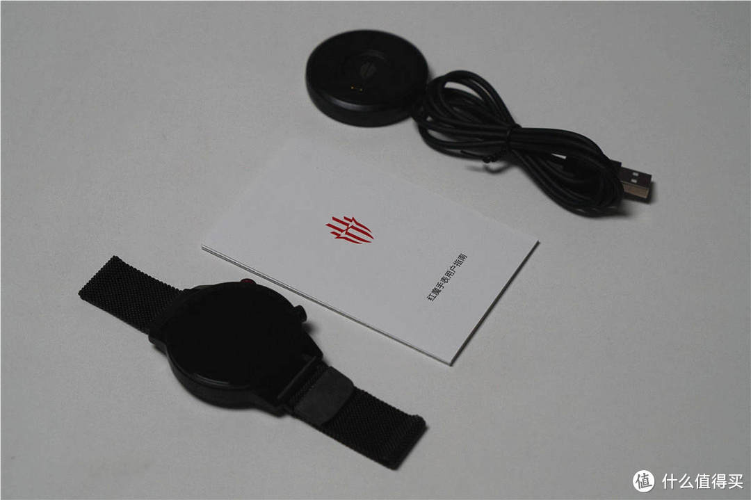 最轻的智能手表！红魔手表精钢版评测：功能强大，不输专业品牌