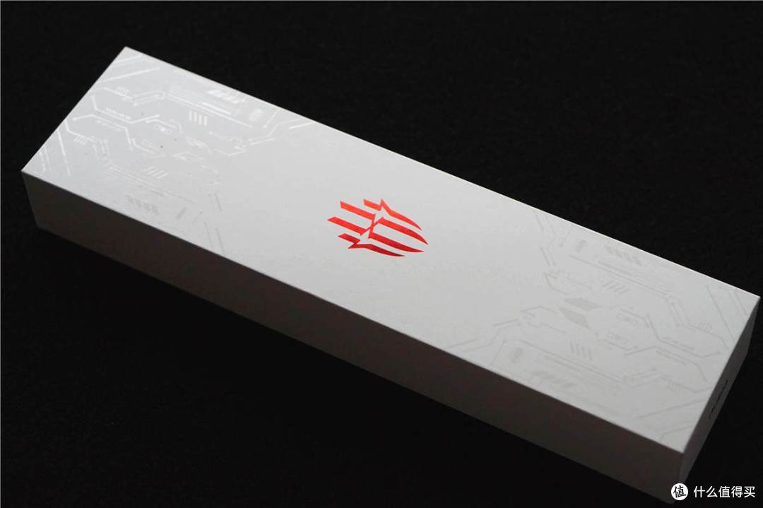 最轻的智能手表！红魔手表精钢版评测：功能强大，不输专业品牌