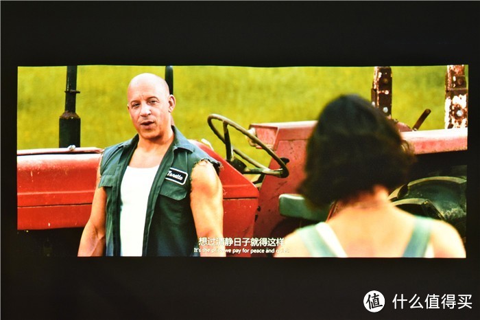 超短焦激光峰米R1对比坚果O1,怎么选