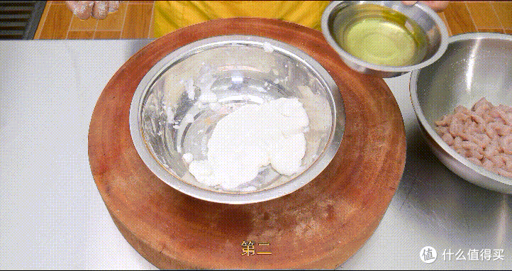 厨师长教你:“糖醋里脊”的老式经典做法,酸甜可口,小孩最爱
