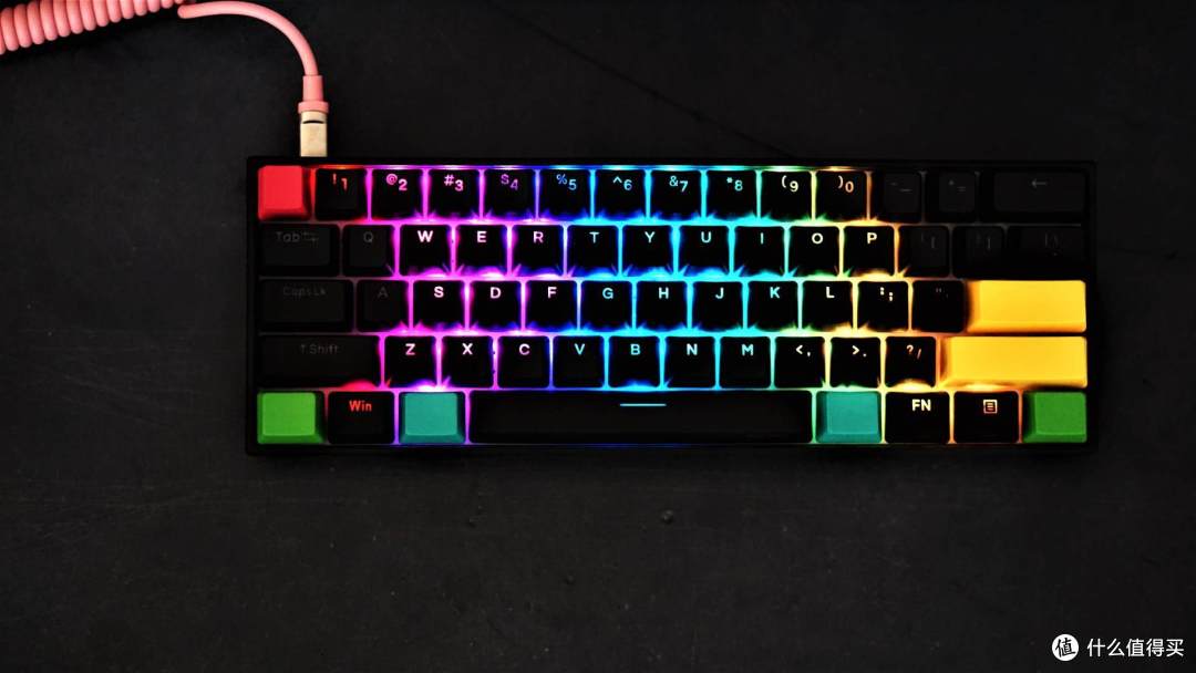 谁说小键盘没有方向键， Anne Pro 2给你不一样的感觉