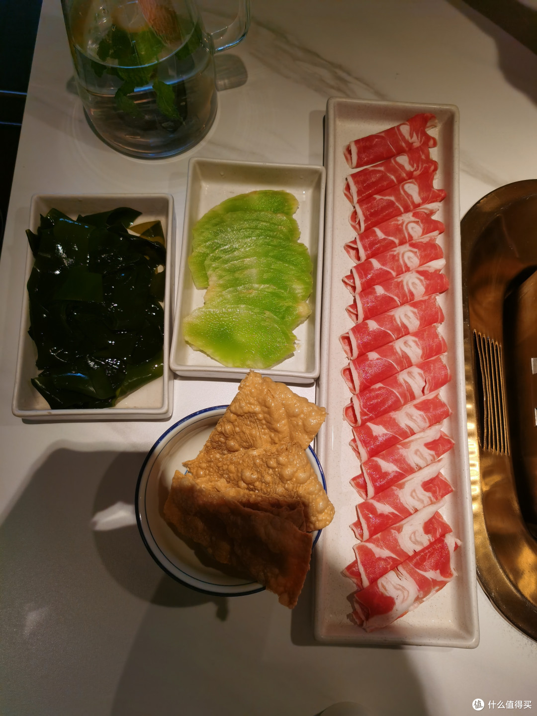 九鼎轩螺蛳粉火锅，来感受下双重的臭味暴击！