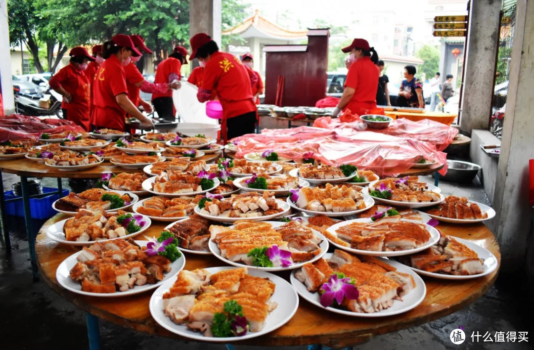 花2块钱坐上轮渡，抵达广州的隐秘角落