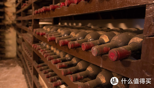 8个词教你搞懂红酒品鉴，让你在酒桌上成为葡萄酒专家！附全网最全的专业葡萄酒品鉴流程