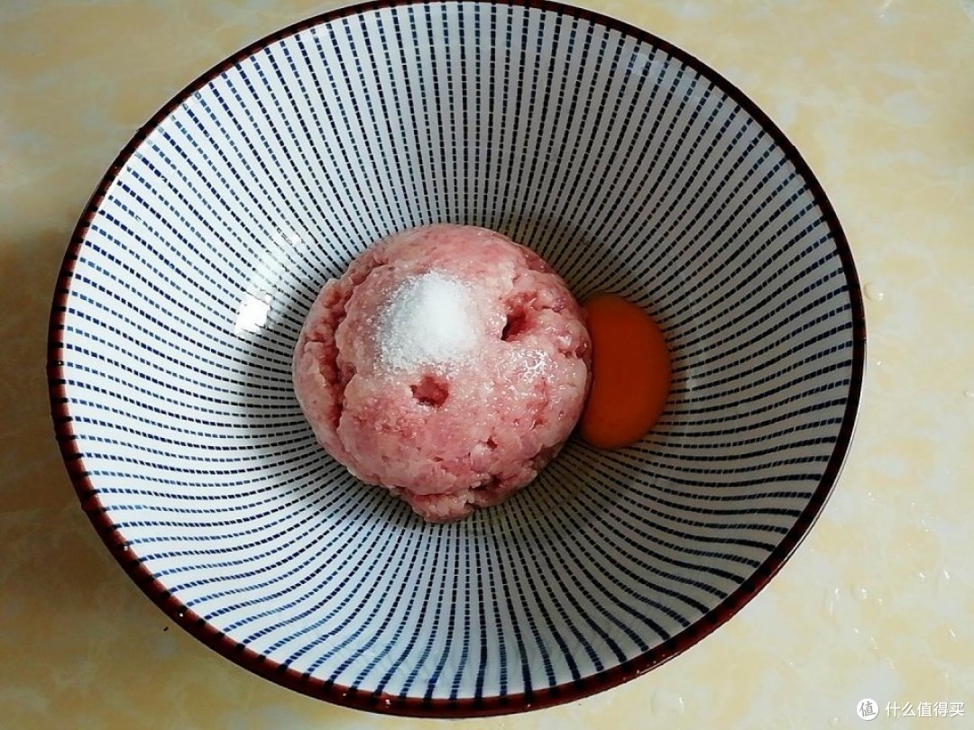做肉包子加这两样,咬一口满嘴鲜汁,面皮喧软,冷吃热吃都美味