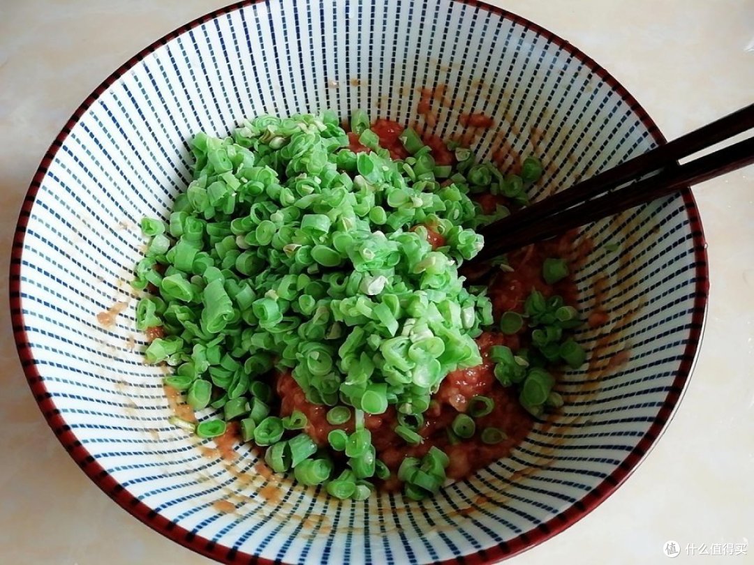 做肉包子加这两样,咬一口满嘴鲜汁,面皮喧软,冷吃热吃都美味