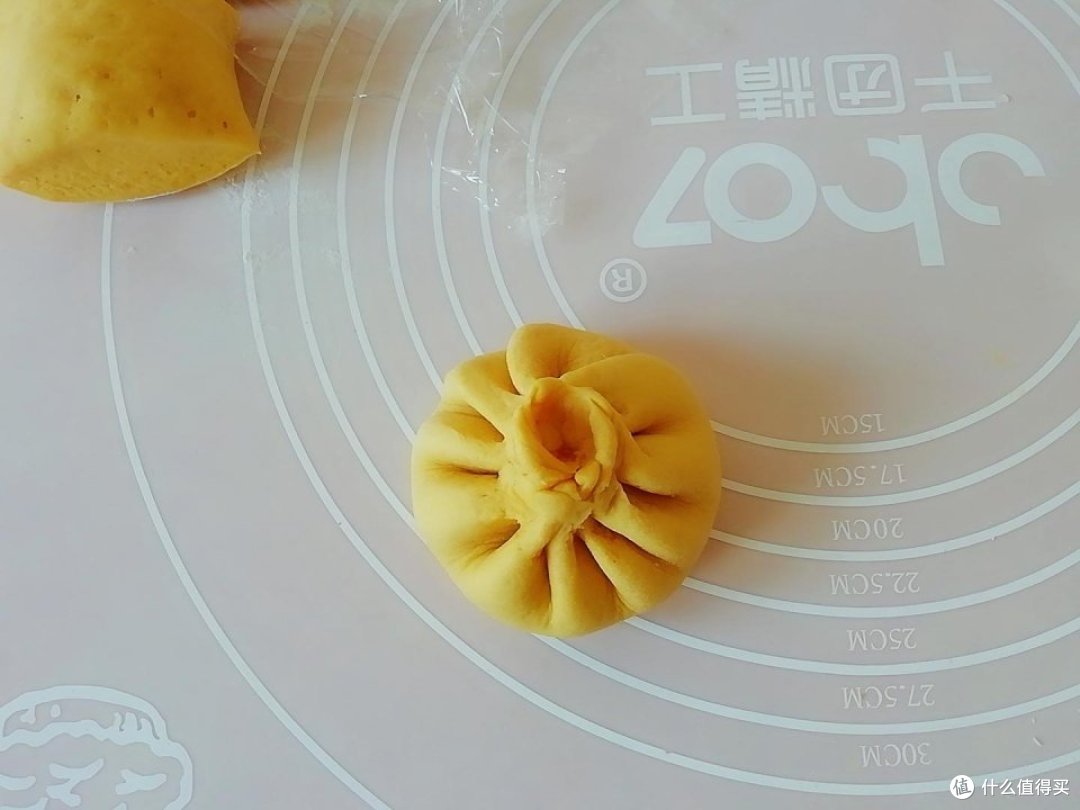 做肉包子加这两样,咬一口满嘴鲜汁,面皮喧软,冷吃热吃都美味