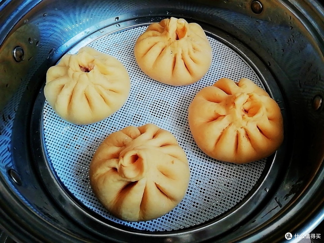 做肉包子加这两样,咬一口满嘴鲜汁,面皮喧软,冷吃热吃都美味