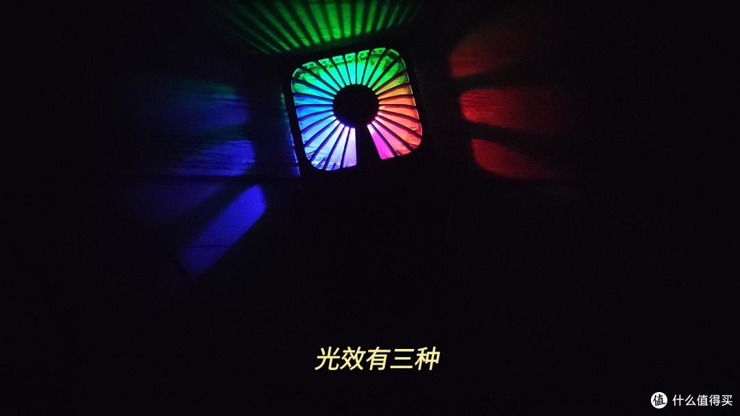 ZMI挂脖折叠风扇多功能用途还带炫彩灯效