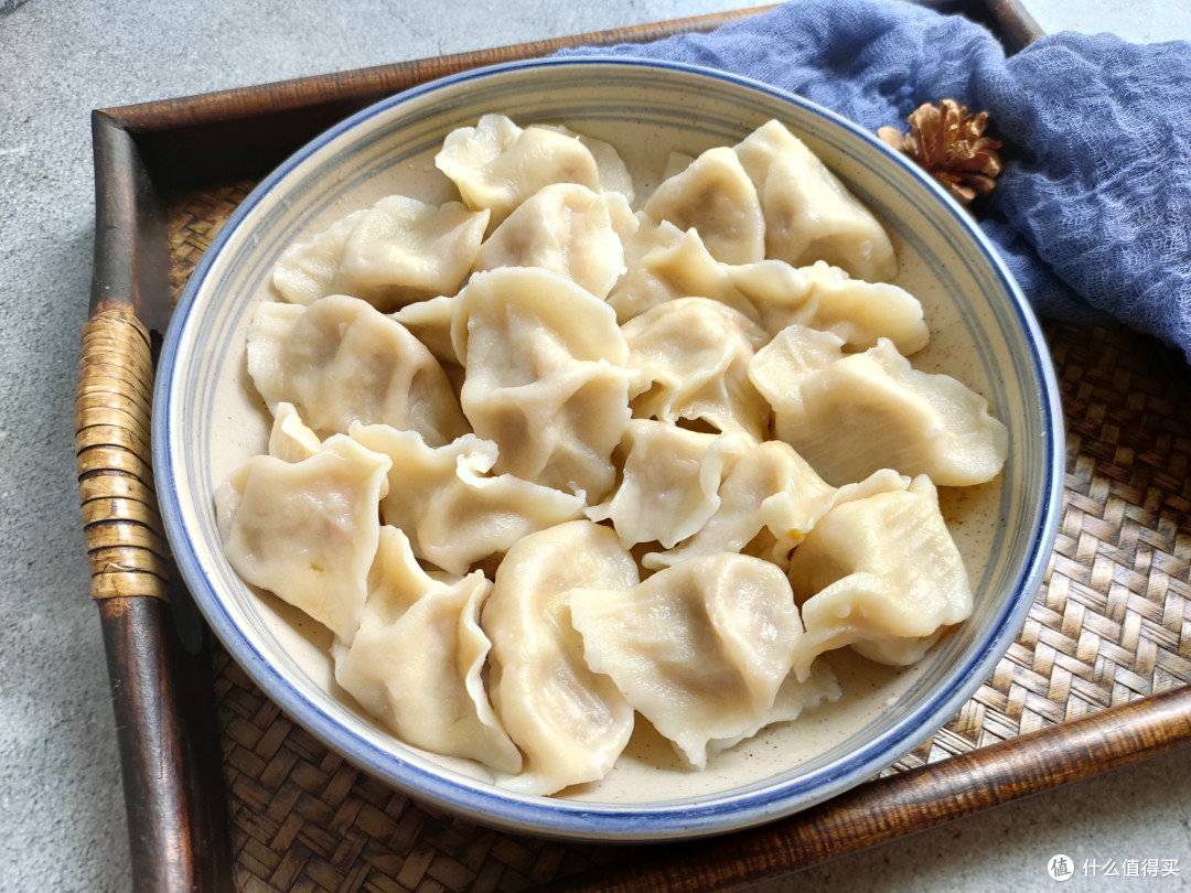 做猪肉馅饺子,牢记“盐水油”三字口诀,馅料多汁流油特美味