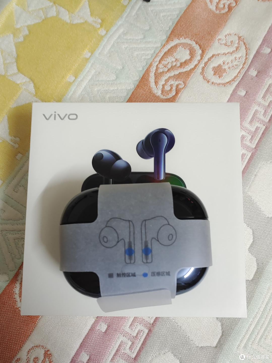 【耳机测评】VIVO TWS2代无线蓝牙耳机,多设备连接同时还可智能降噪及享受高音质