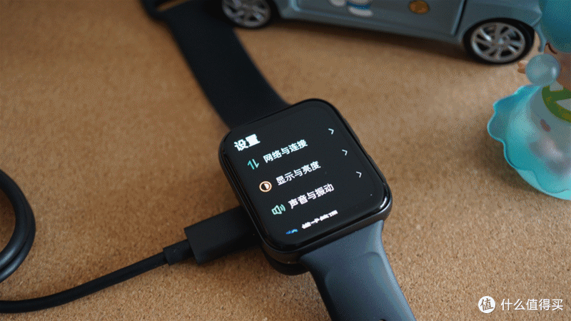 OPPO Watch 2,支持eSIM,能独立通话的双模全智能手表
