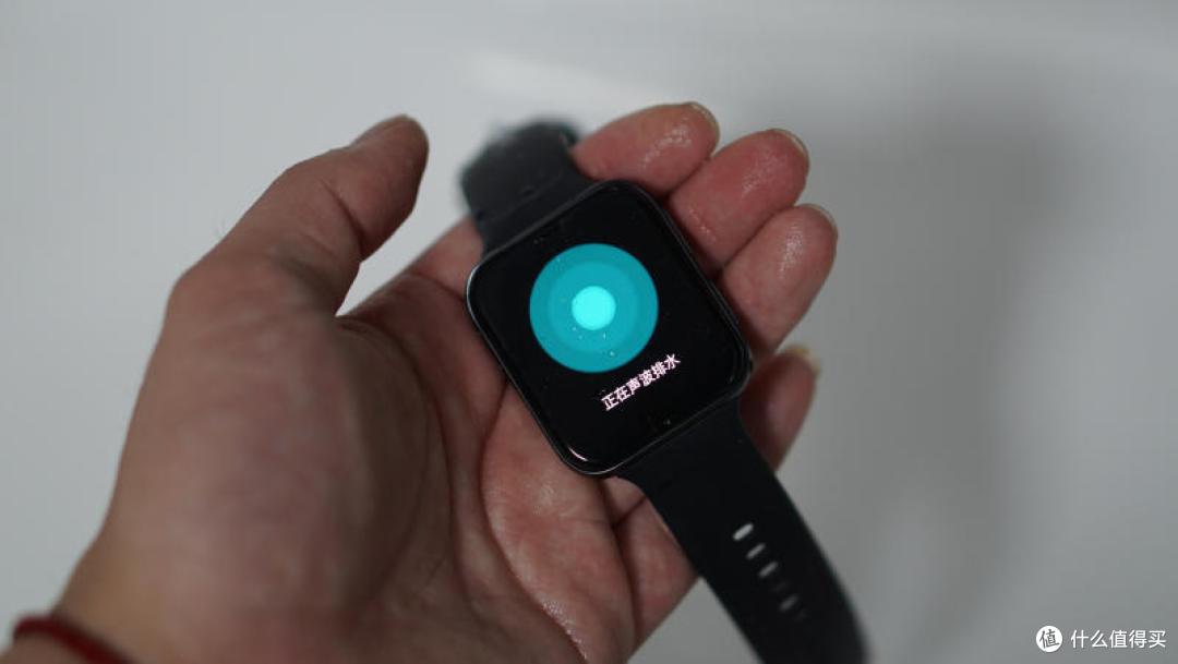 OPPO Watch 2,支持eSIM,能独立通话的双模全智能手表