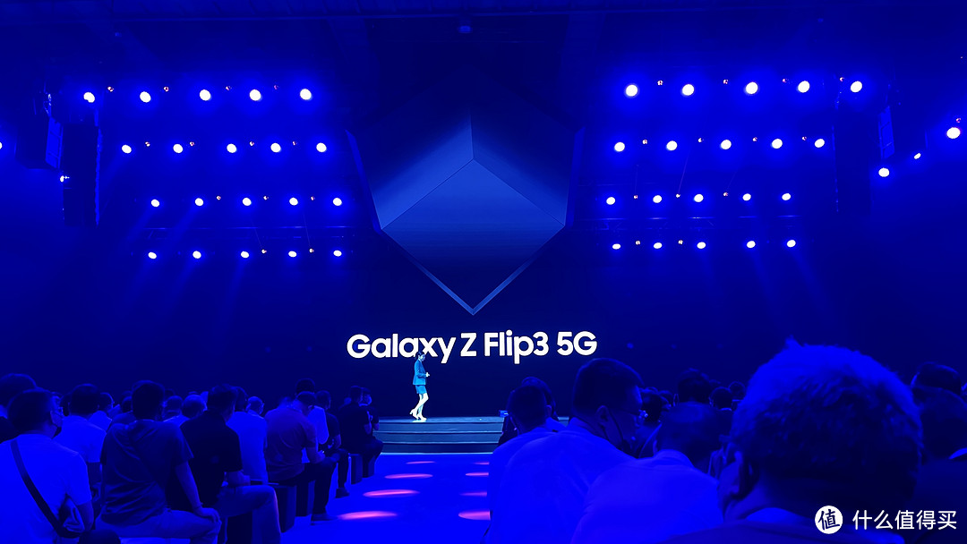 售价14999/7599元，三星 Galaxy Z Fold3 和 Flip3 5G 正式发布