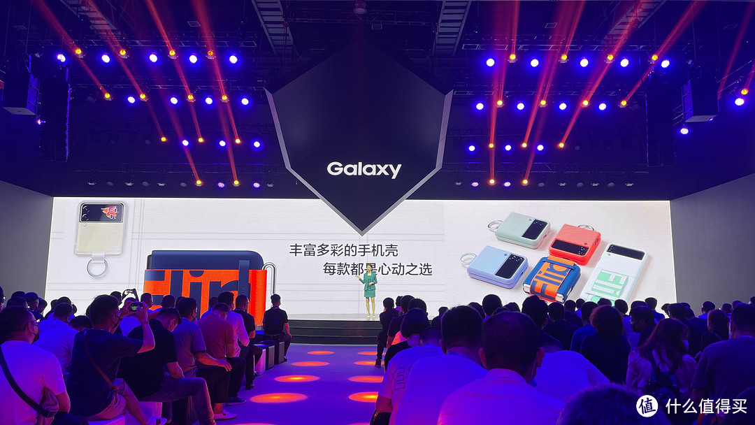 售价14999/7599元，三星 Galaxy Z Fold3 和 Flip3 5G 正式发布