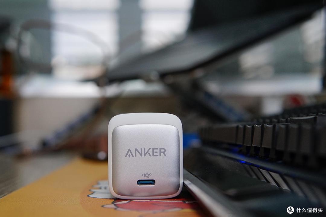再小一点,再快一点,这就是Anker 氮化镓超能充65W充电器