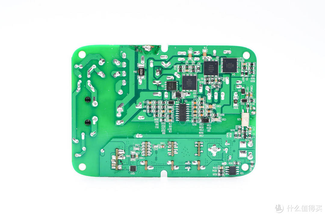 拆解报告：SPRUCE 140W 3C1A无线充二合一充电座SPR140