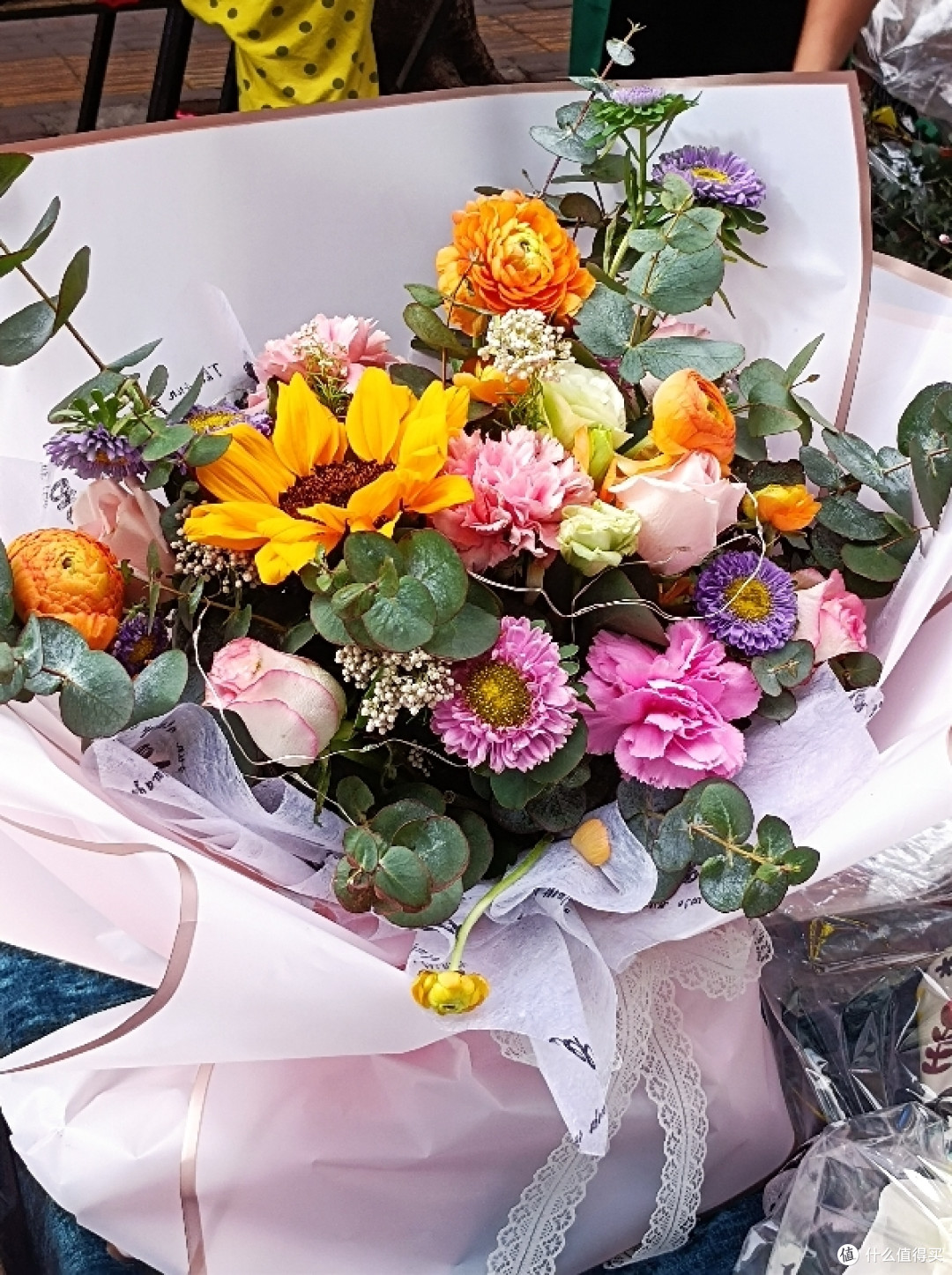 你爱花吗？真花与仿真花的性价比