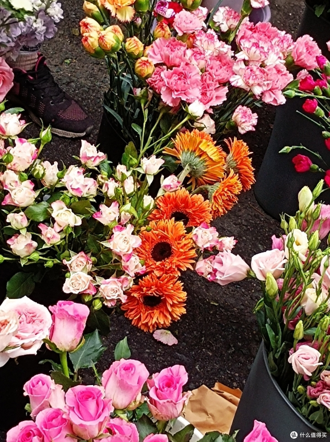 你爱花吗？真花与仿真花的性价比