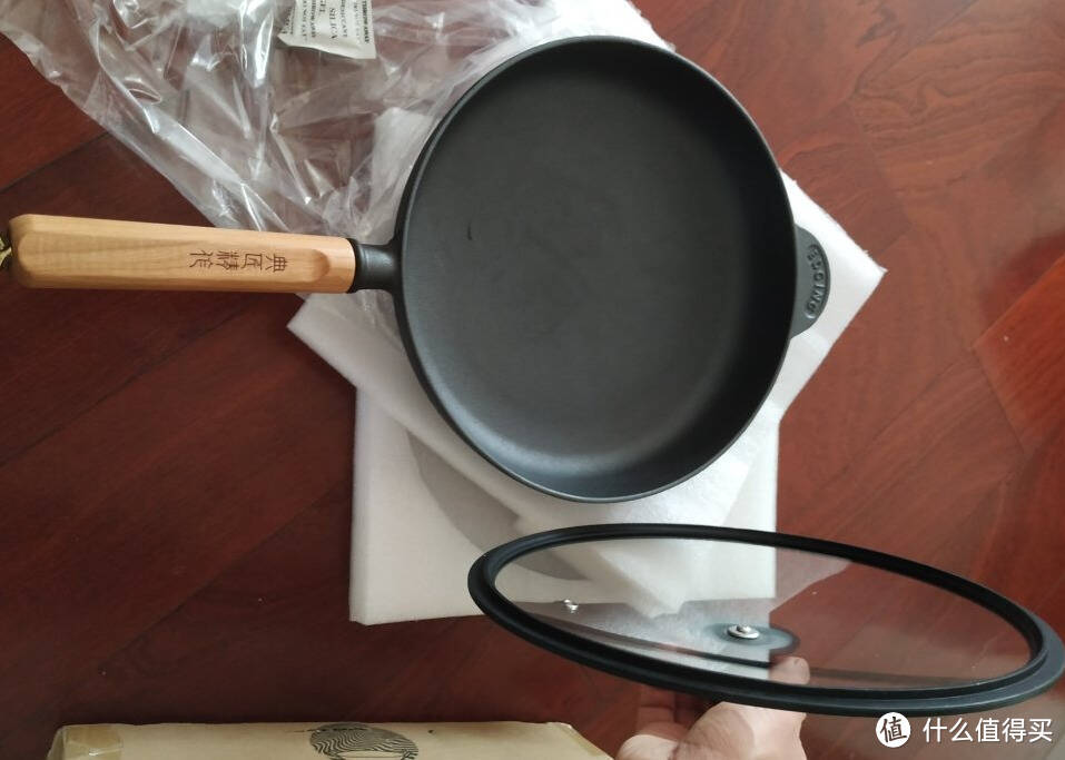 典匠铸铁平底锅评测，煎蛋不糊锅，做早餐更轻松