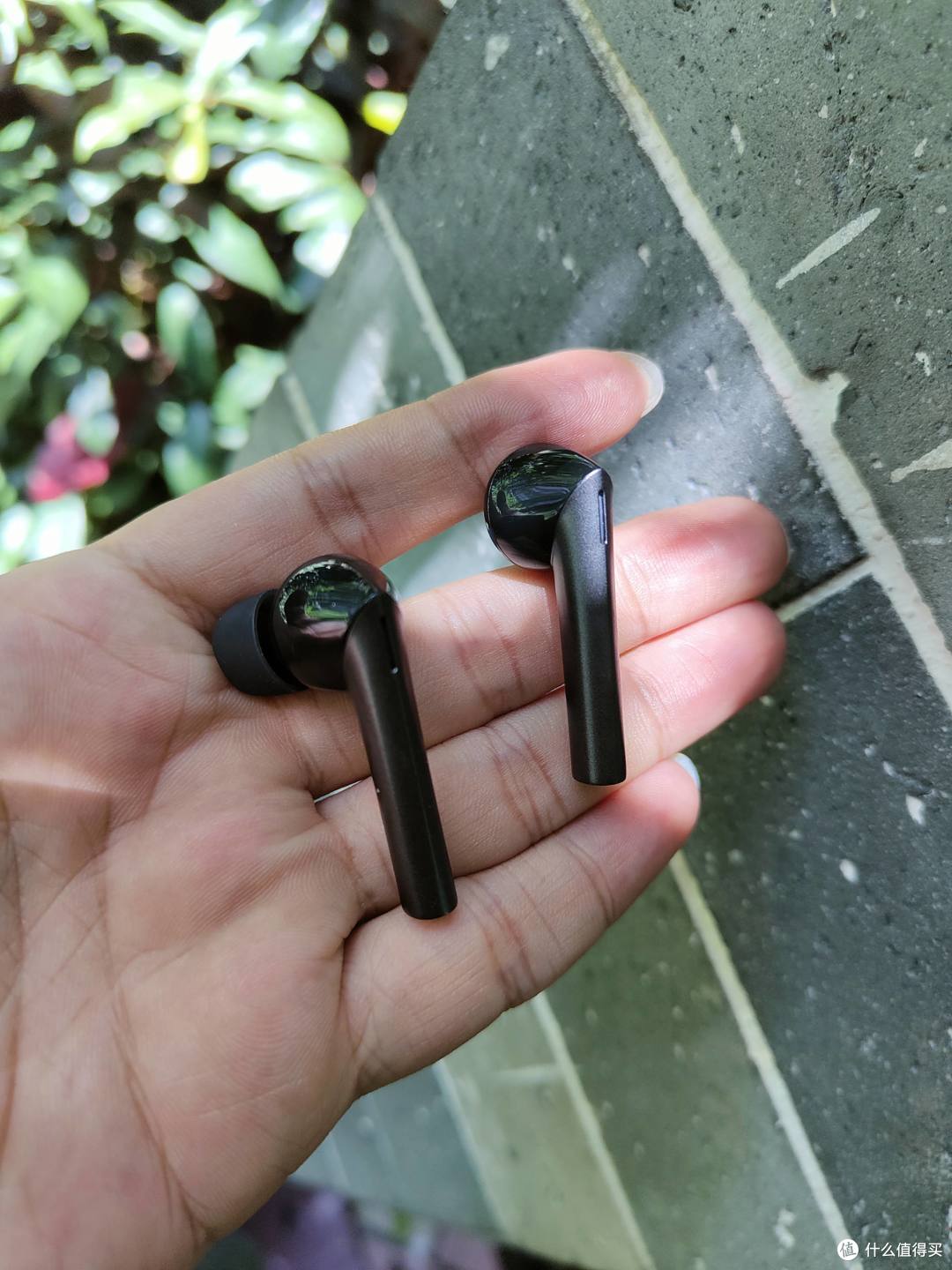 唐麦 X3游戏蓝牙耳机,极轻战斗旗舰体验,无感延迟环绕声加分!
