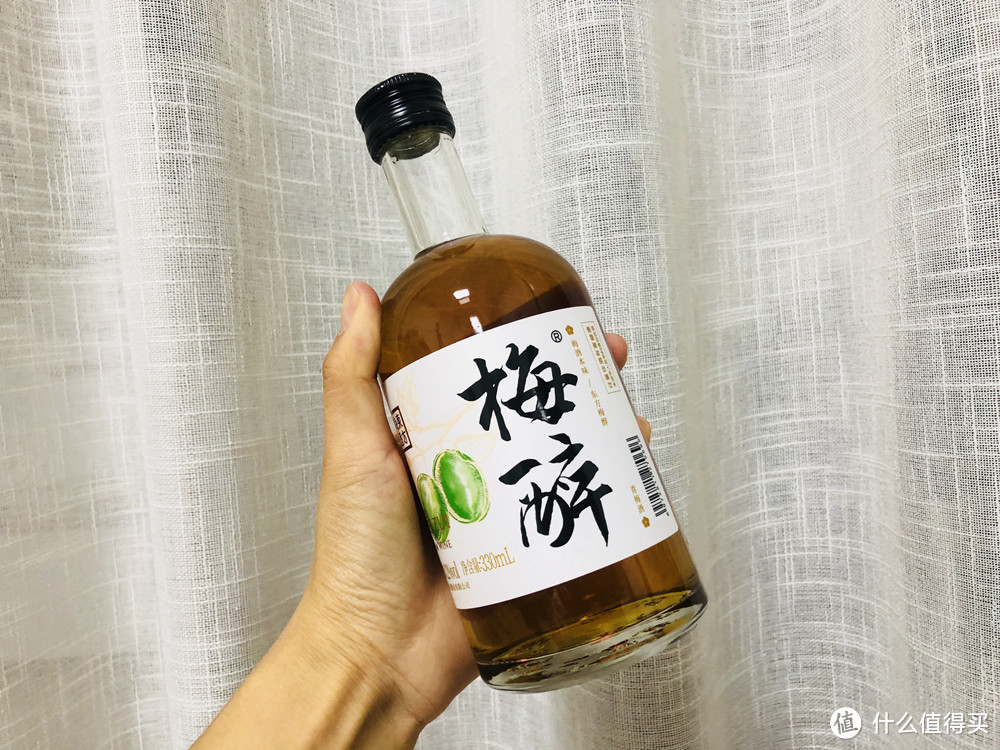 梅醉青梅酒12度，果香四溢酸甜可口，吃饭一次性就能喝一瓶