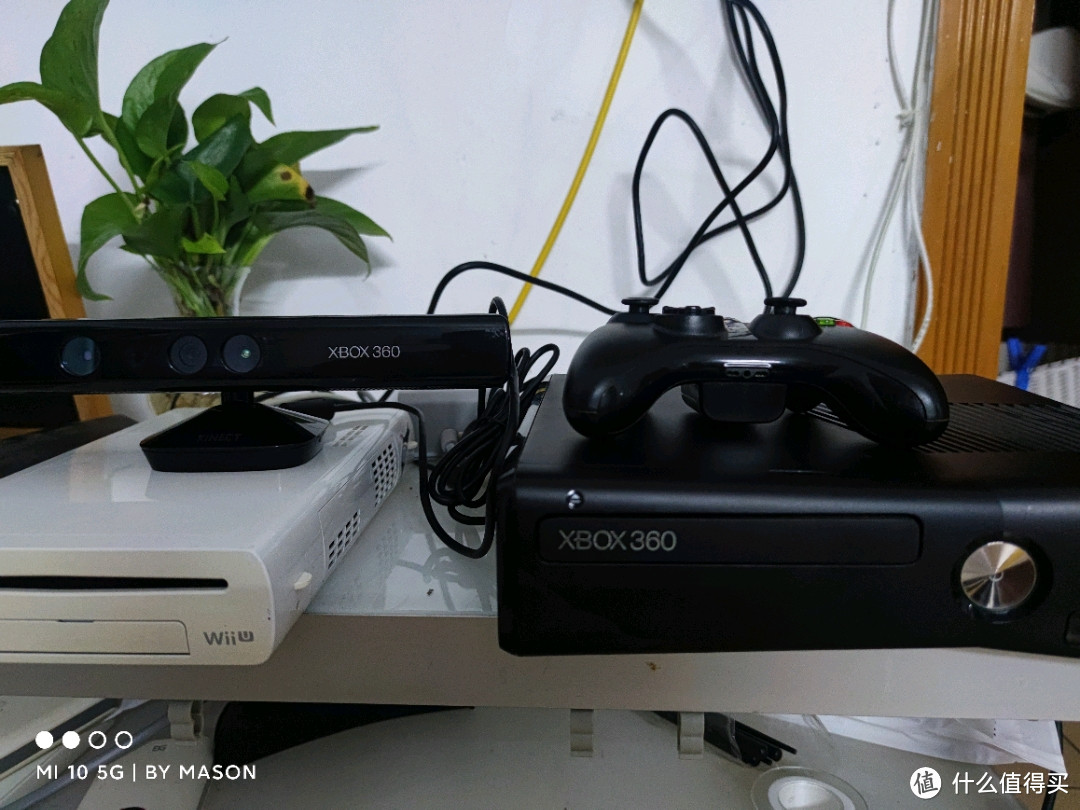 黑色Xbox360S版➕体感kinect ，不是白色的