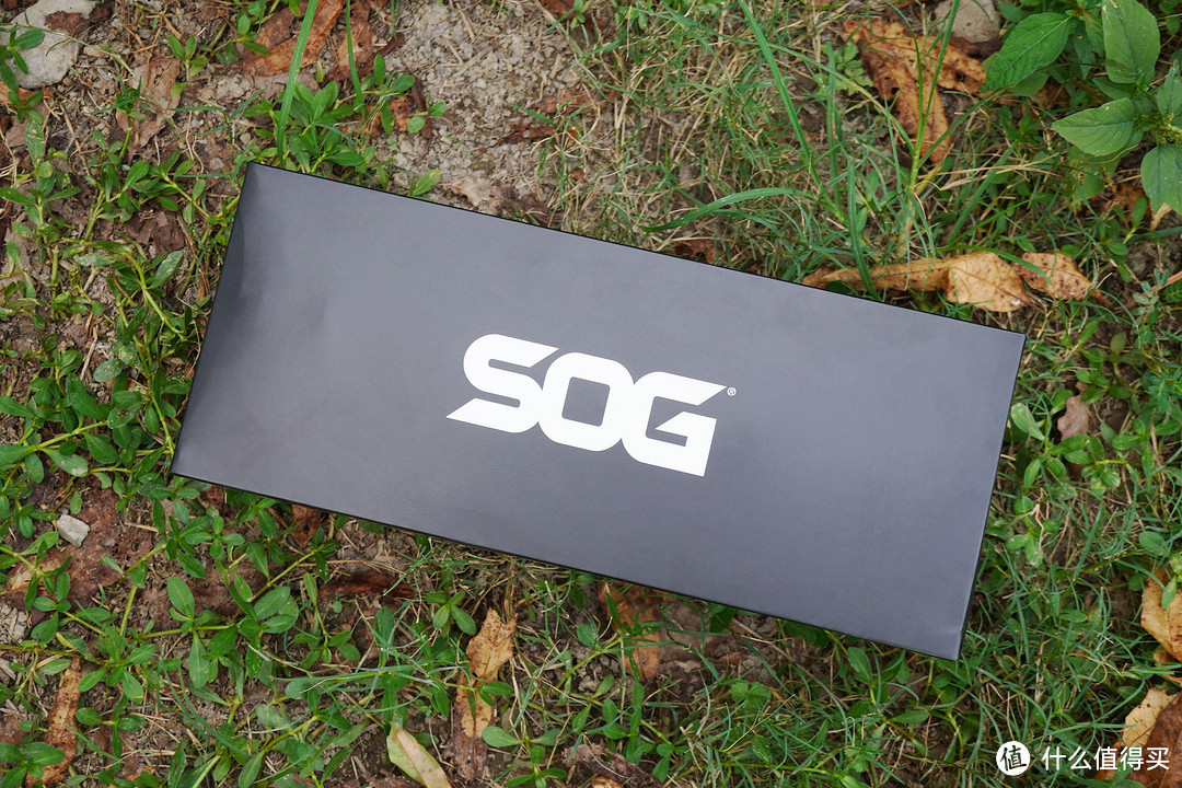 出门在外,也能多喝热水——SOG索格自驾车载保温壶
