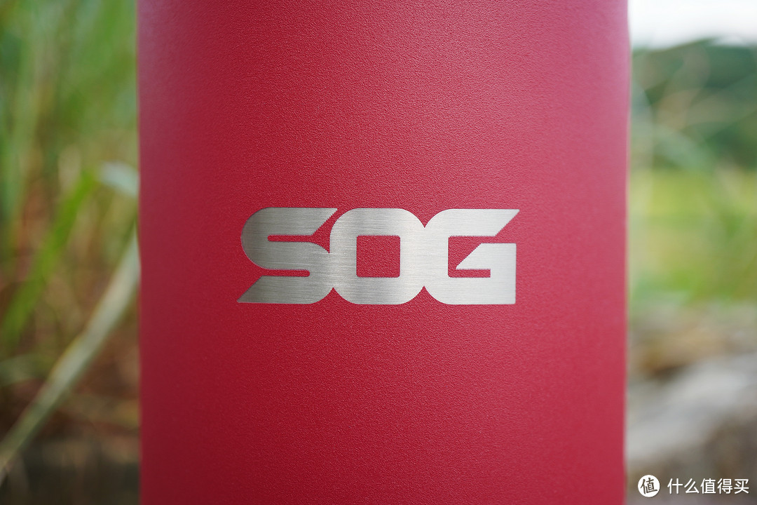 出门在外,也能多喝热水——SOG索格自驾车载保温壶