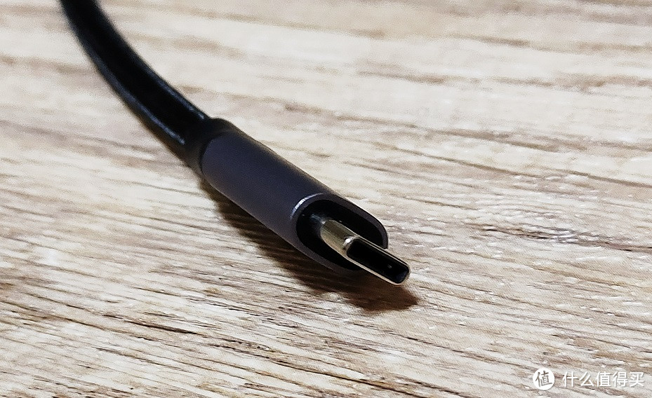 只用一根线就解决Mac与4K显示器互联，没有转换器的烦恼：绿联USB-C to HDMI线体验