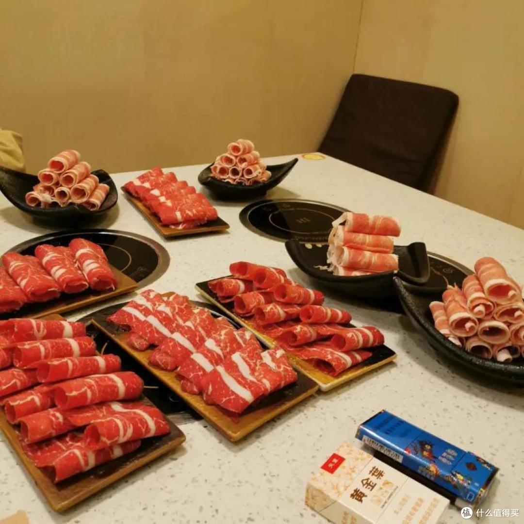 两卫户型听说过,20万柜子做两衣帽间户型见过没,什么水平