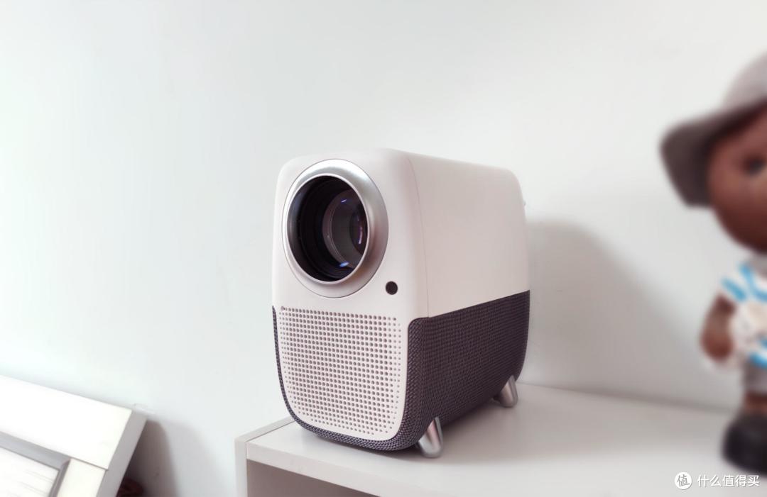 不吹不黑，泰捷WEBOX T1投影仪使用两周感受，画质+无广告是亮点