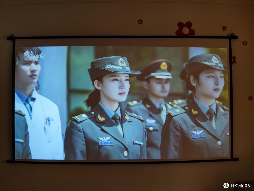不吹不黑，泰捷WEBOX T1投影仪使用两周感受，画质+无广告是亮点