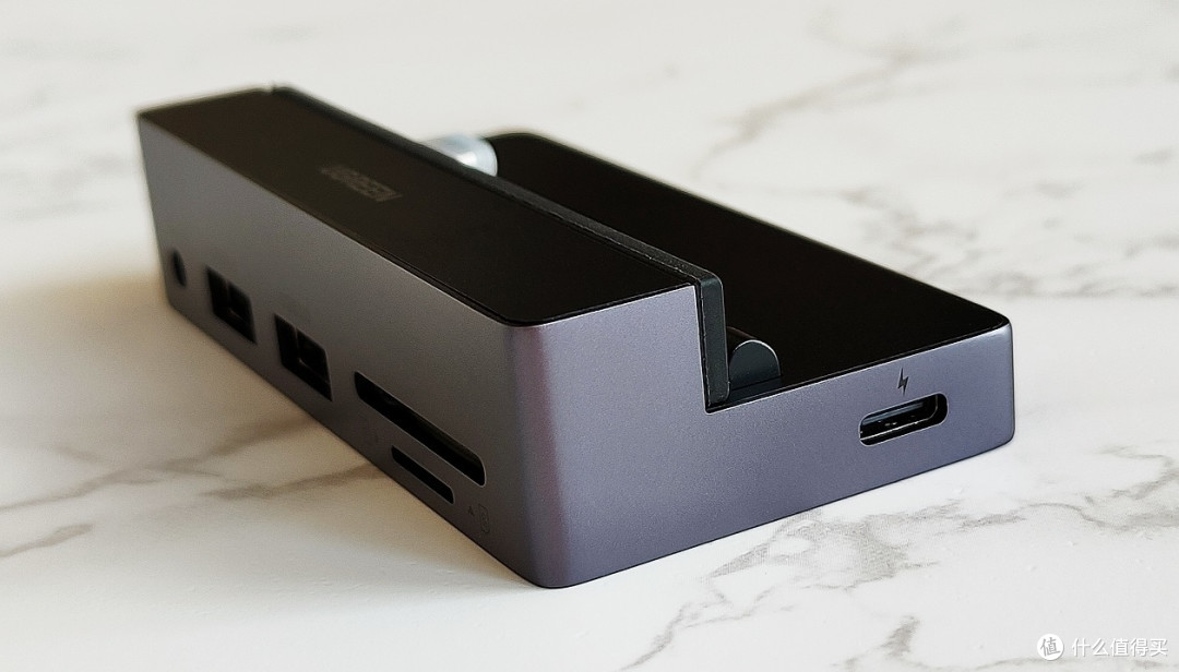 给iPad Pro选个扩展伴侣,丰富你的接口使用:绿联USB-C多功能扩展坞开箱和体验