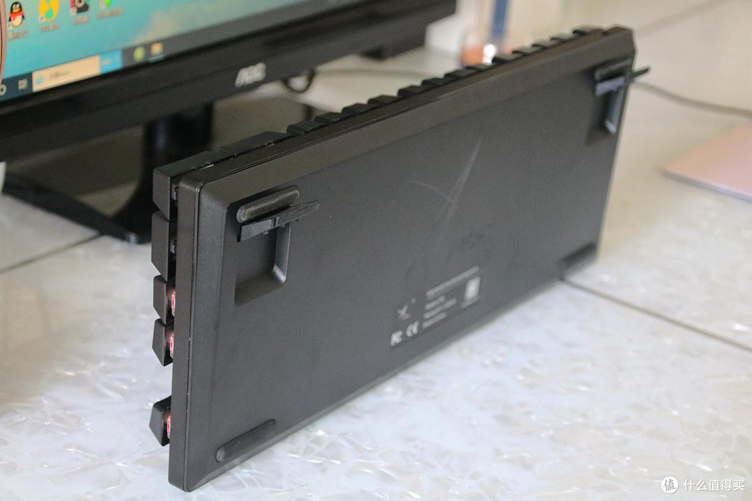 传统键盘用着很累吗?这款X-Bows Lite 人体工学机械键盘越用越爽