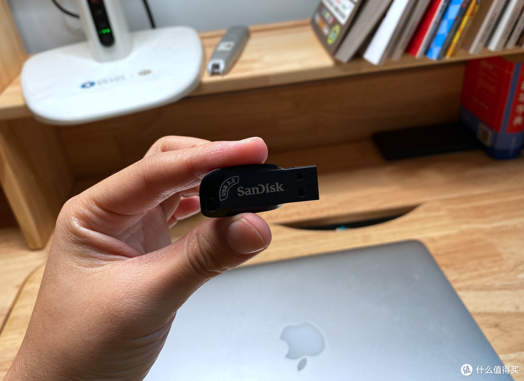 闪迪至尊高速酷邃USB3.0闪存盘——这速度存作业有点大材小用