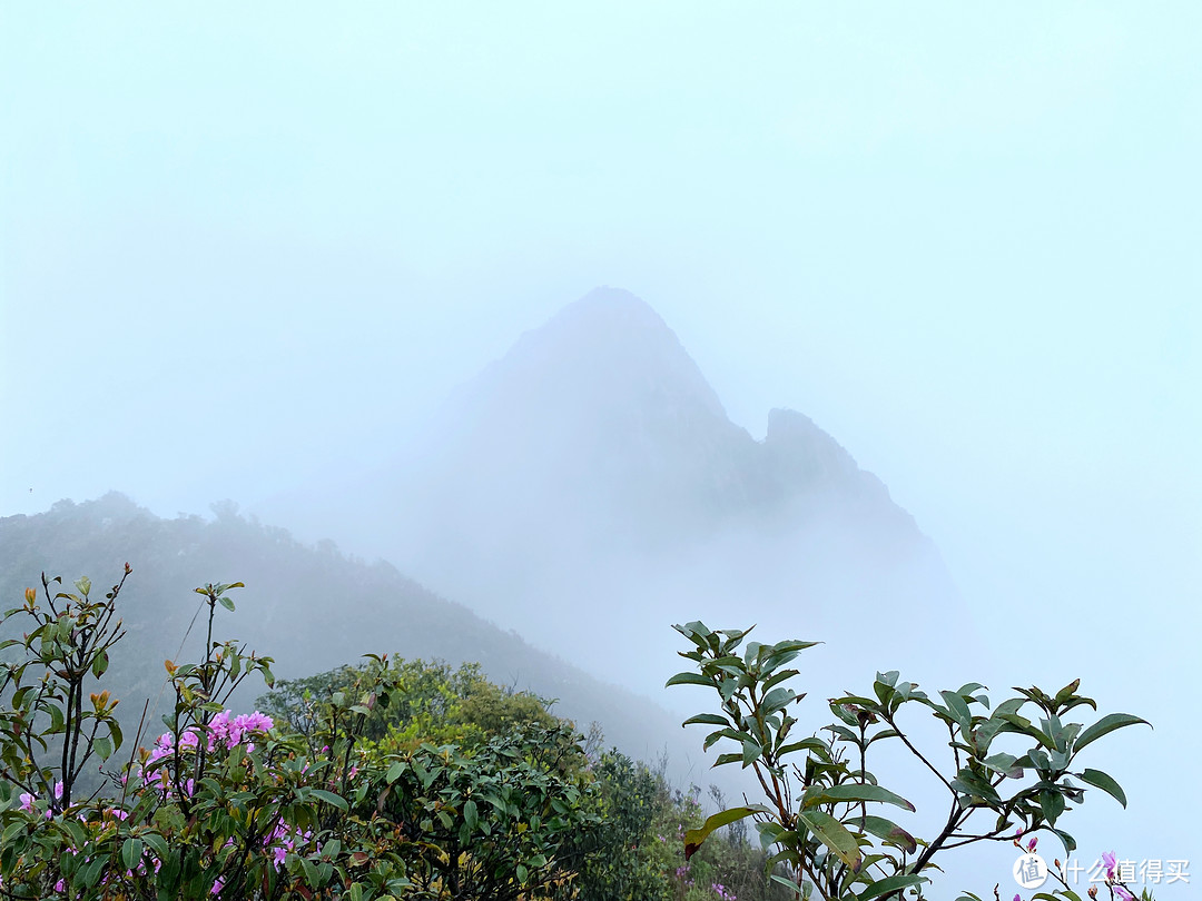 从黑夜到白天，登顶广东“小华山”