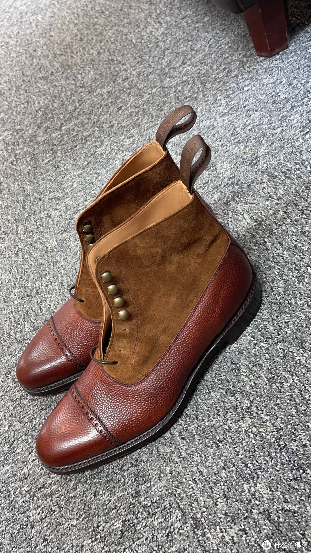 Cheaney 的balmoral boots