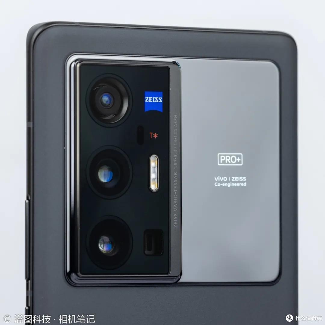 全防抖4摄像头,蔡司小蓝标和t*小红标