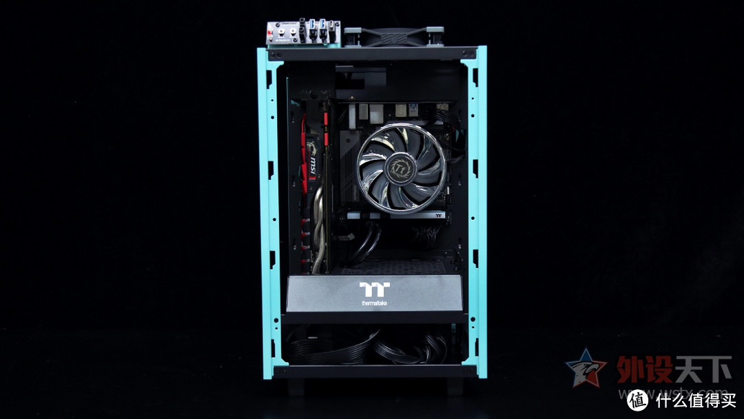 Thermaltake The Tower 100机箱简评：多彩外观的硬件展示箱