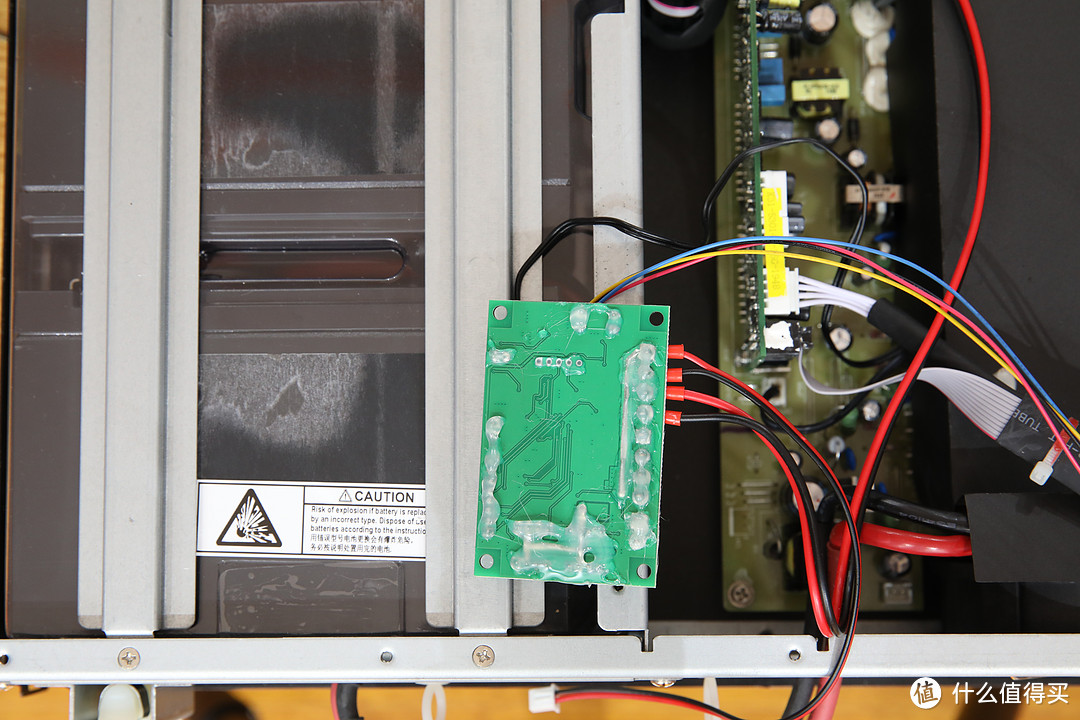改造机架式UPS风扇，根据温度控制风扇启停，支持PWM调速