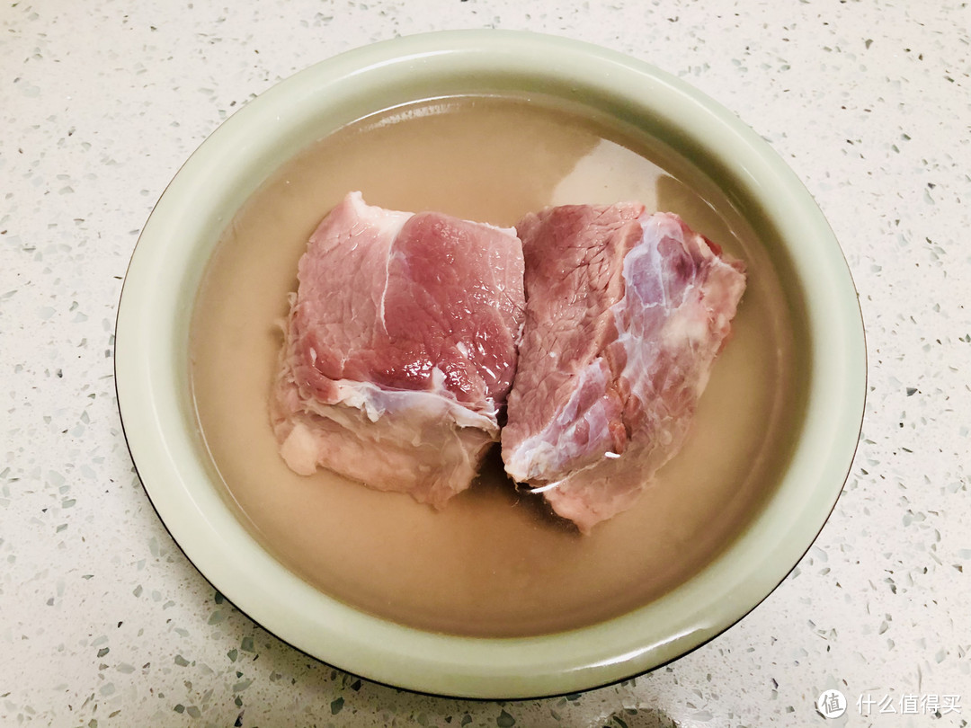 中秋节团圆宴，牛肉别再卤着吃，换种新吃法，既是零食也是下酒菜