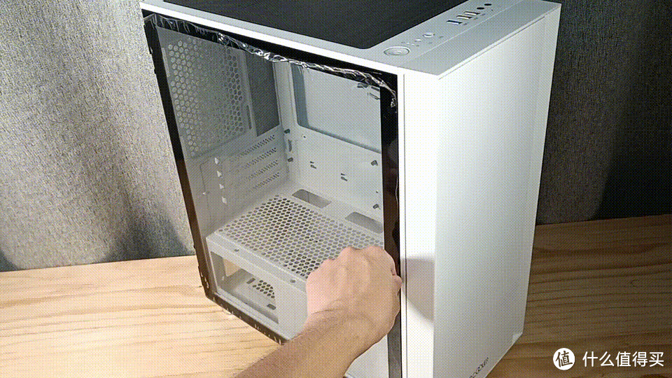 白色电脑主机怎么样装？试试超频三光愈2机箱+凌镜240水冷白色版