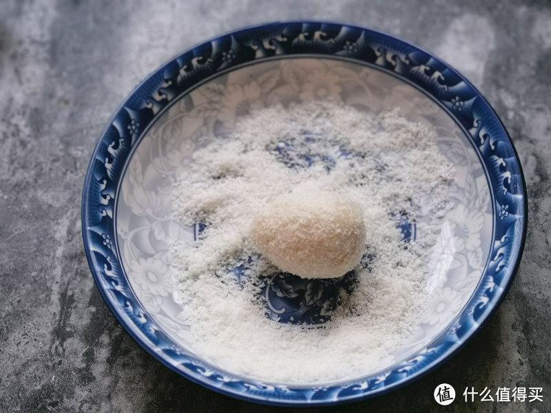 草莓季不能错过的小甜点，软糯香甜真好吃，做法零难度